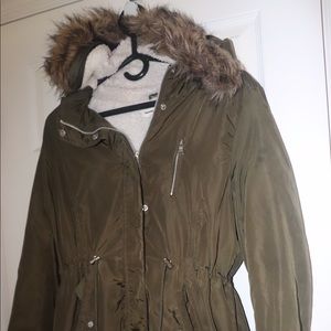 *SOLD* Army Green Hooded Jacket